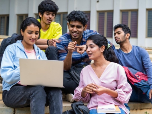 Indian-Students-at-Canada